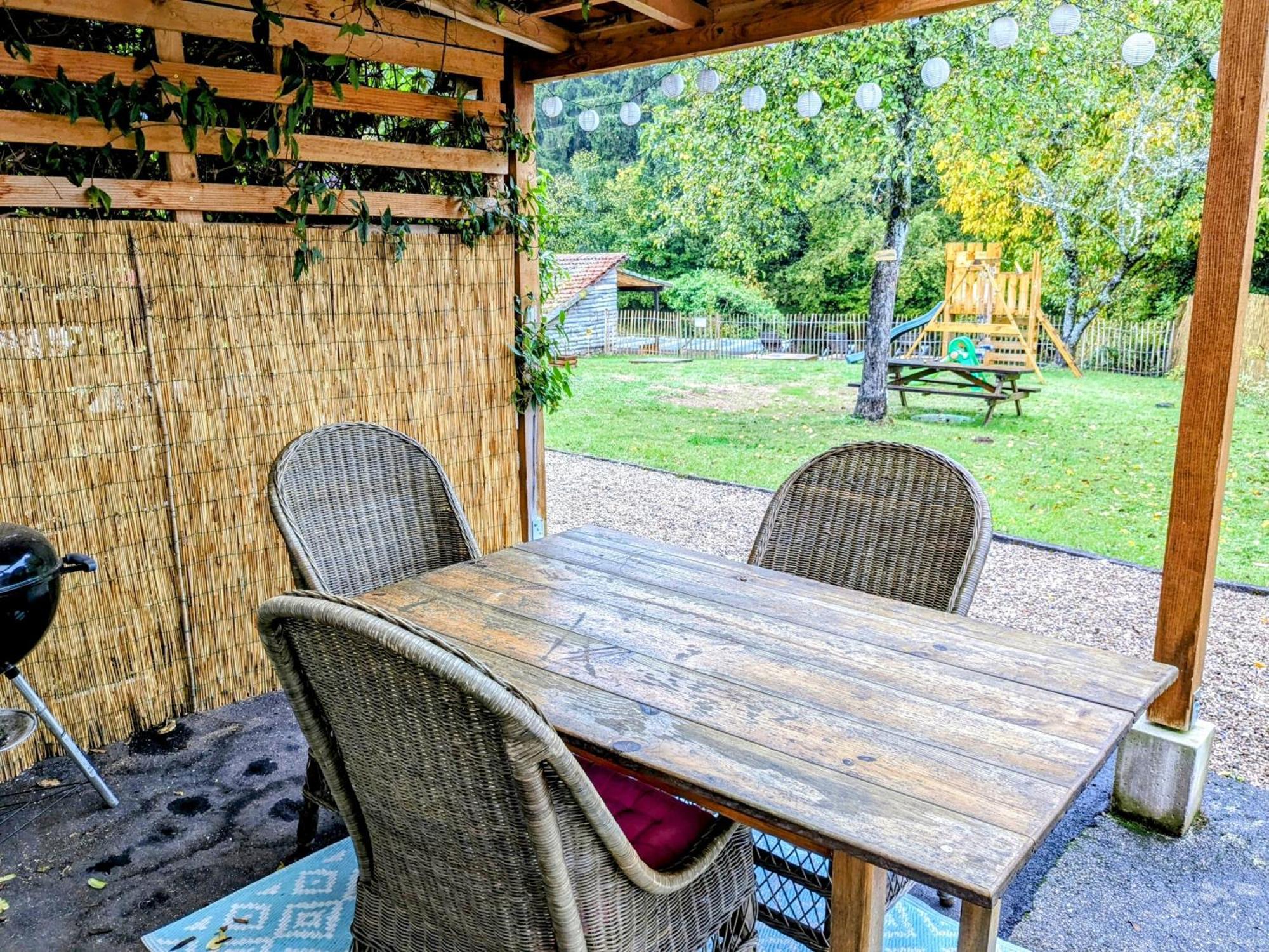 Gites Le Verger Taintrux Exteriér fotografie